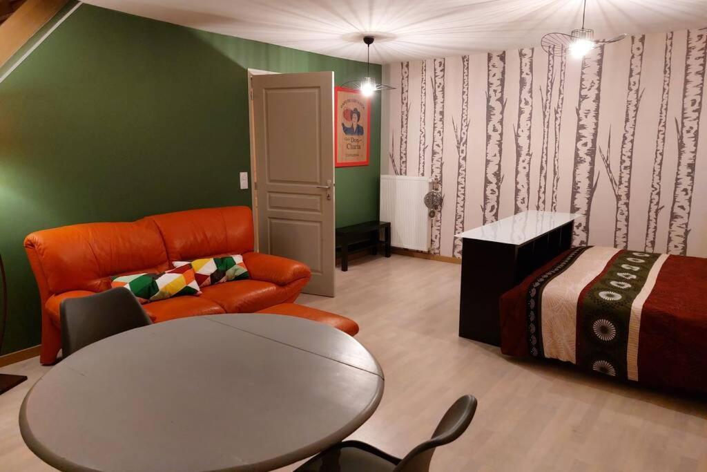 Studio Cosy De 2 A 4 Personnes Au Coeur Du Haut Doubs, Entre Les Lacs, Les Montagnes Et Les Vignobles Apartment Frasne ภายนอก รูปภาพ
